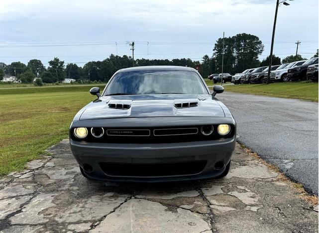 2018 dodge challenger sxt