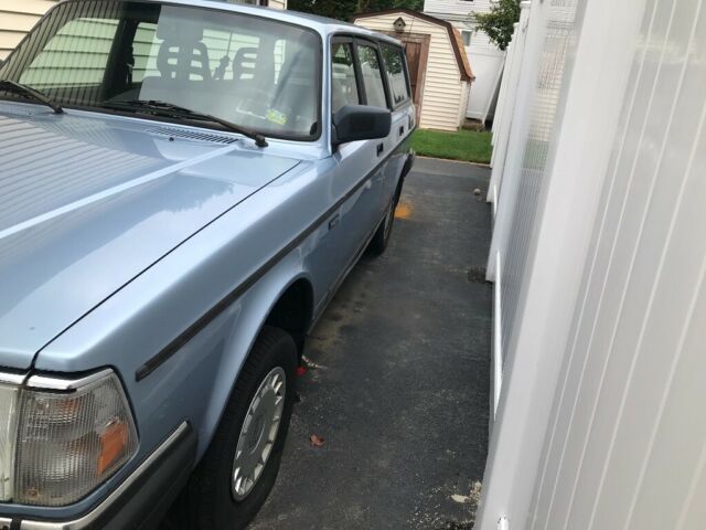 1992 volvo 240 wagon base model 5-door