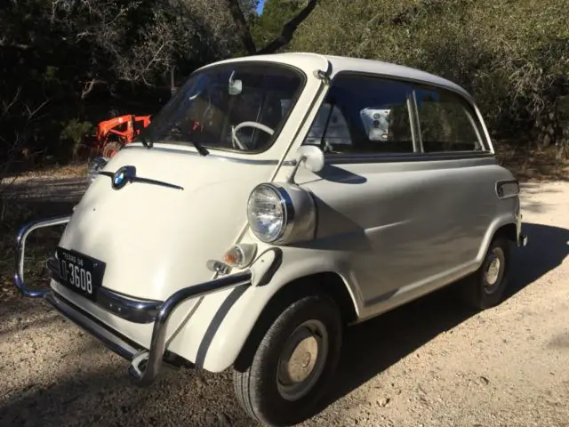 1958 bmw isetta 600 “limousine” microcar