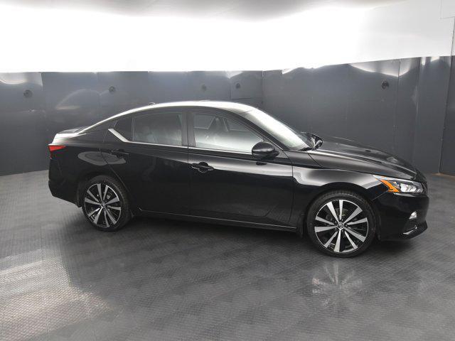 2021 nissan altima 2.5 sr