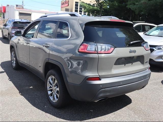 2021 jeep cherokee latitude lux