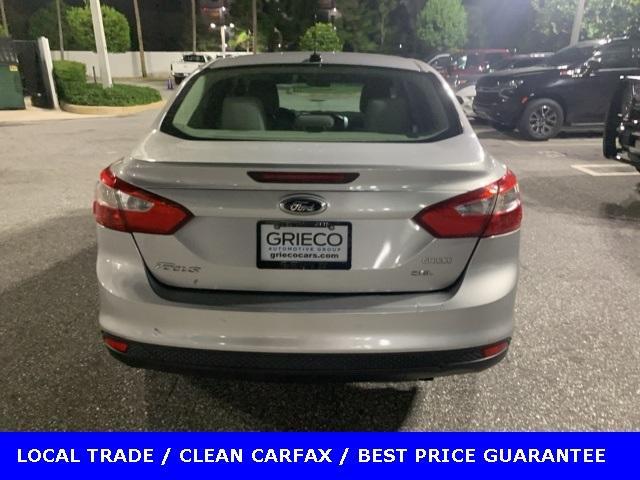 2012 ford focus sel