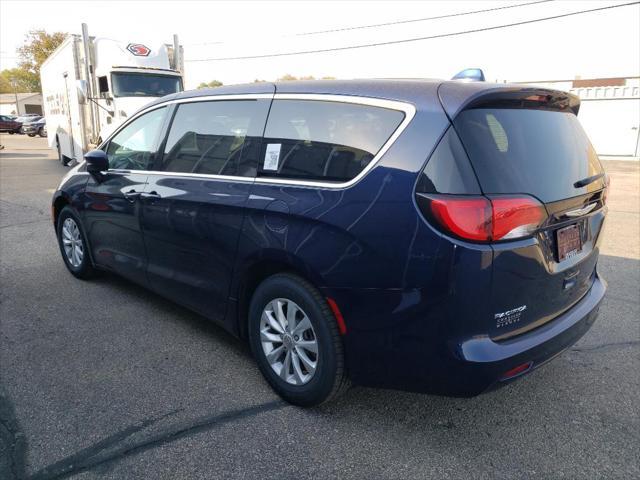 2017 chrysler pacifica touring