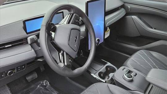 2024 Ford Mustang Mach-E
