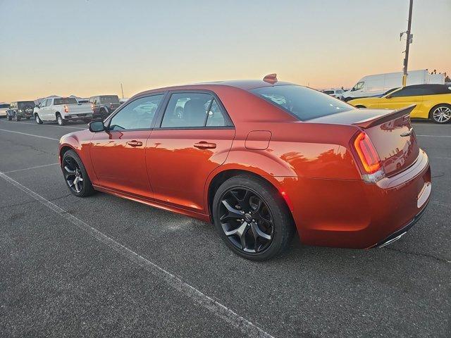 2021 chrysler 300 s