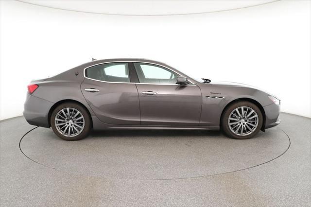 2022 maserati ghibli modena