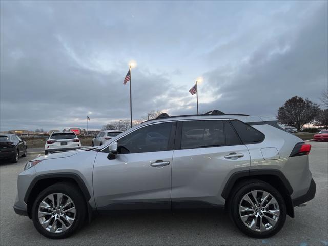 2021 toyota rav4 xle premium