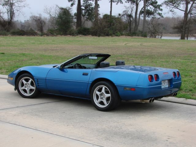 1992 convertible 36,500 miles 6 speed rare quazar blue pristine condition