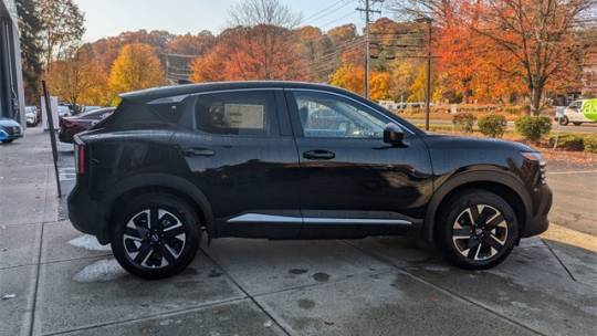 2025 Nissan Kicks