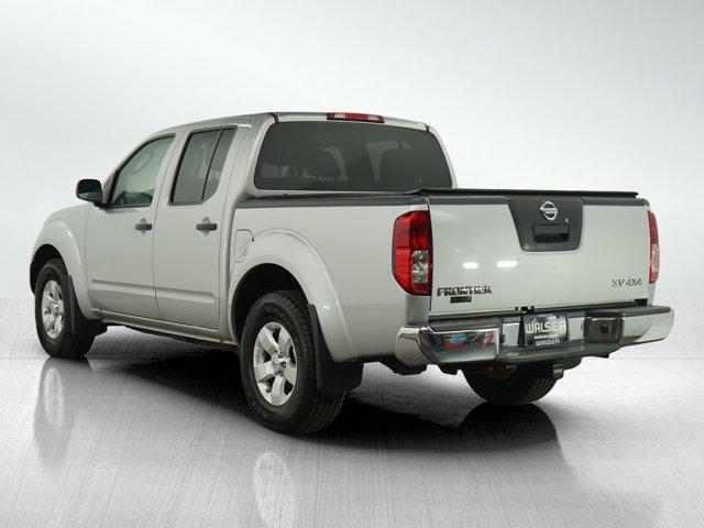 2011 nissan frontier sv