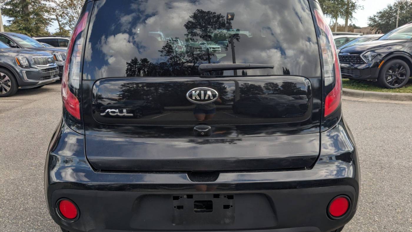 2019 kia soul base