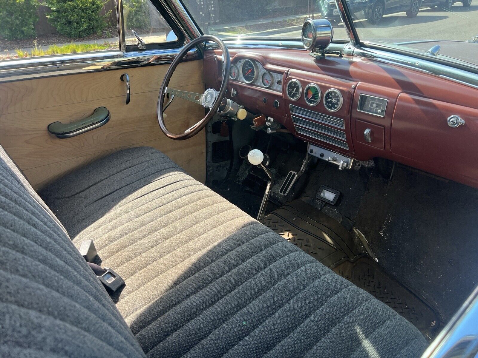 1952 plymouth suburban
