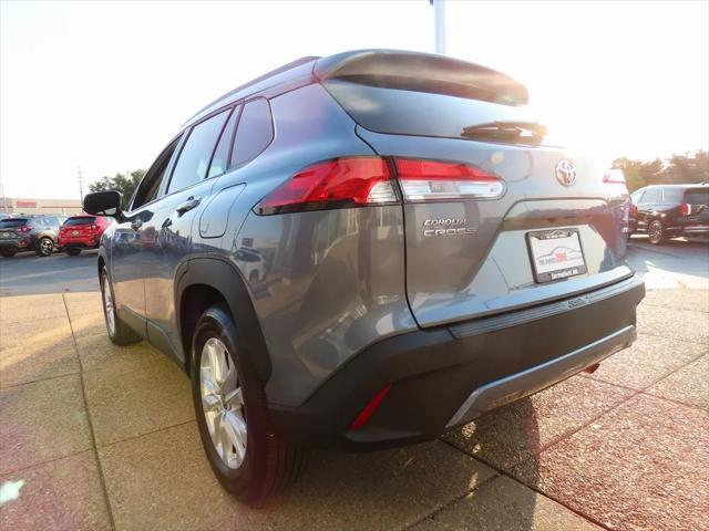 2024 toyota corolla cross le