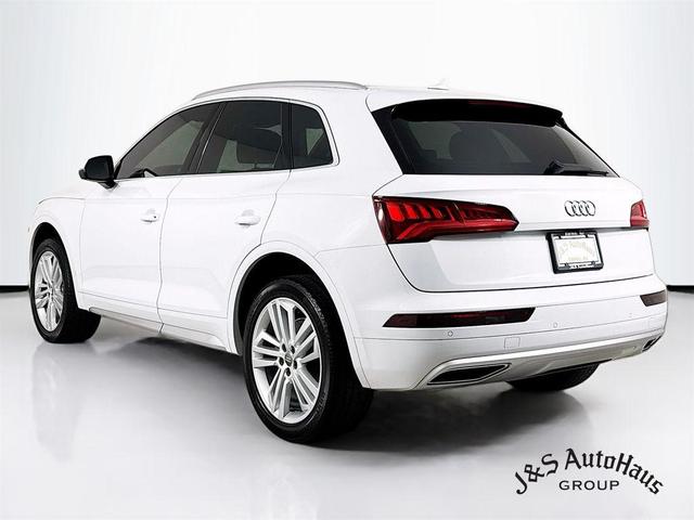 2020 audi q5 40 premium plus