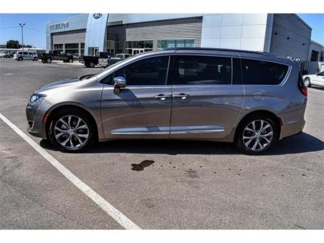 2017 chrysler pacifica limited limited 4dr mini-van for sale in cannon air force base, new mexico