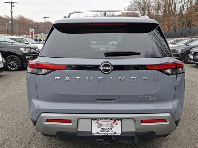 2022 nissan pathfinder platinum 4wd
