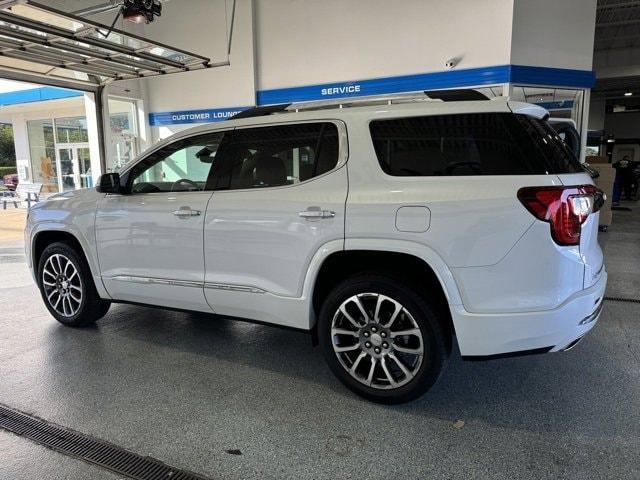 2022 gmc acadia denali