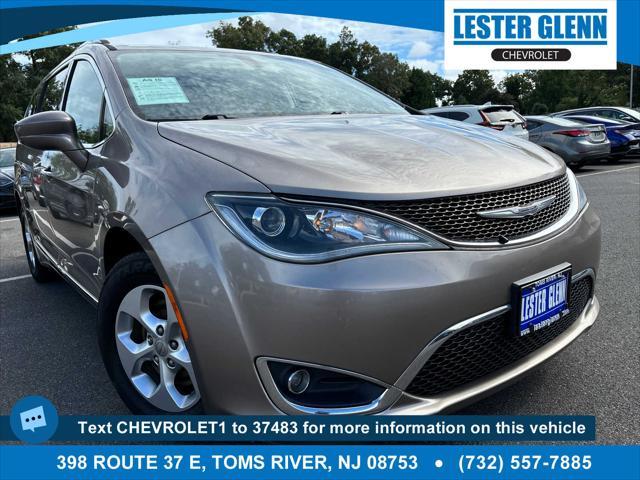 2017 chrysler pacifica touring-l