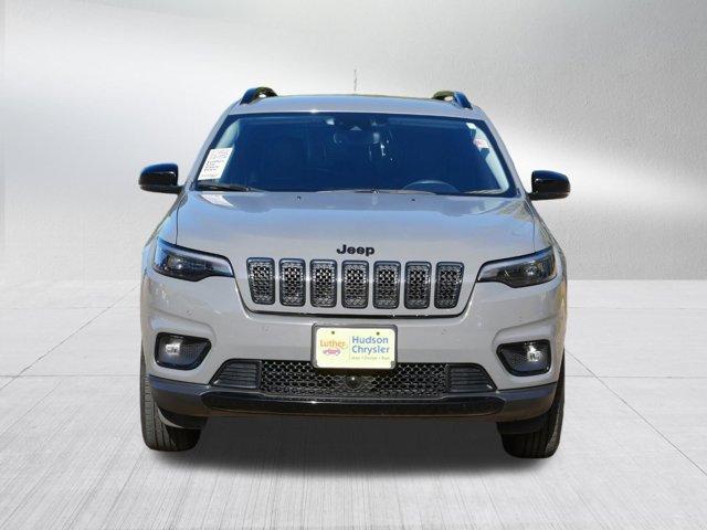2023 jeep cherokee altitude lux
