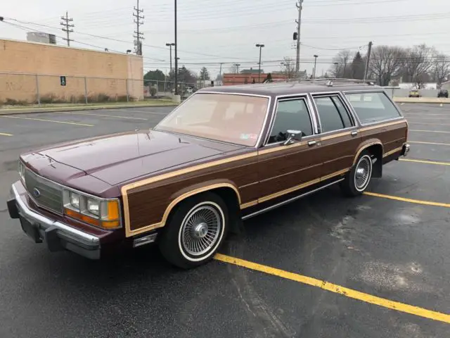1990 ford ltd country squire lx