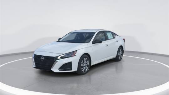 2025 Nissan Altima