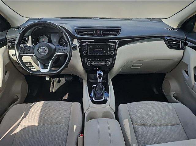 2022 nissan rogue sport sv