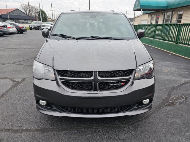 2018 dodge grand caravan gt
