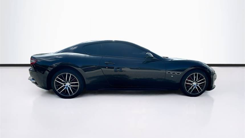 2017 maserati granturismo sport