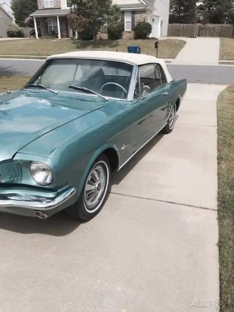 1966 ford mustang automatic rwd convertible, 55,350 original miles, drum brakes
