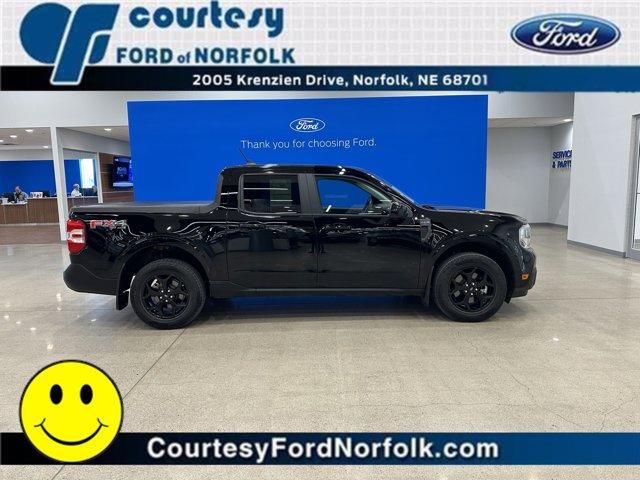 2022 ford maverick lariat