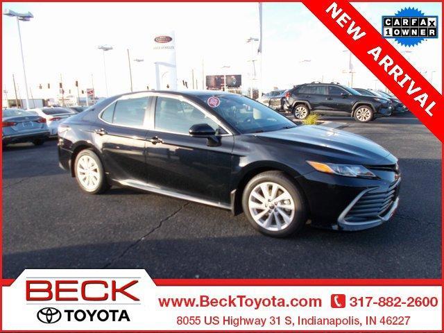 2024 toyota camry le