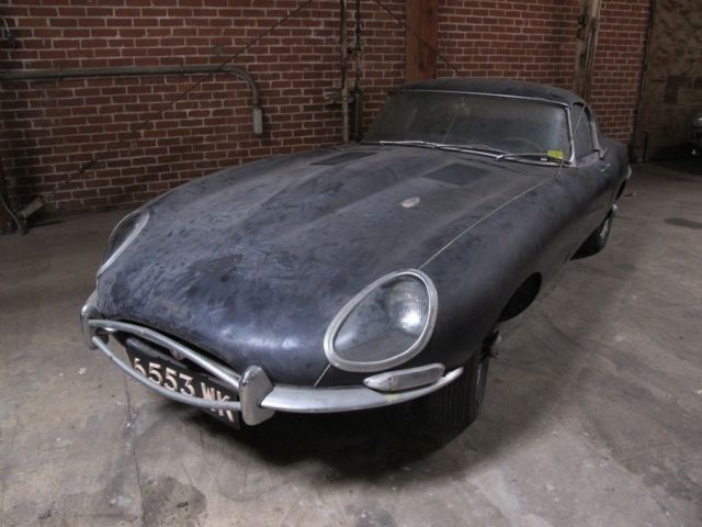 1963 roadster with 2 tops used