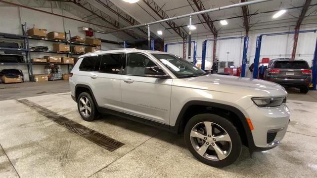 2022 jeep grand cherokee l limited