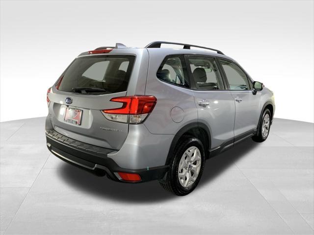 2021 subaru forester base