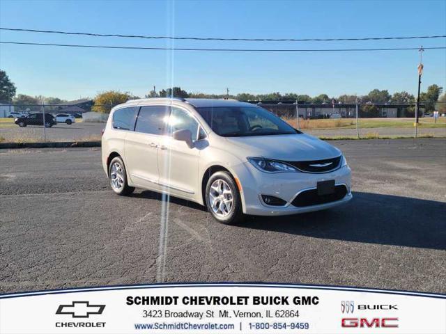 2019 chrysler pacifica touring-l plus