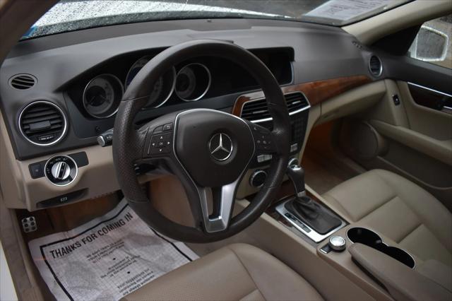 2013 mercedes-benz c-class c 300 4matic luxury