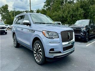 2024 Lincoln Navigator black label