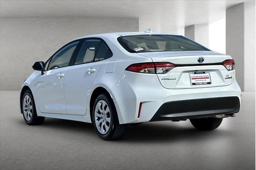 2023 toyota corolla hybrid