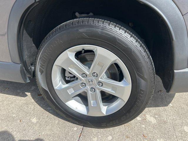 2023 honda pilot lx
