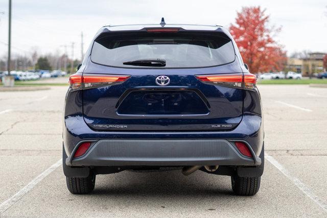 2021 toyota highlander xle