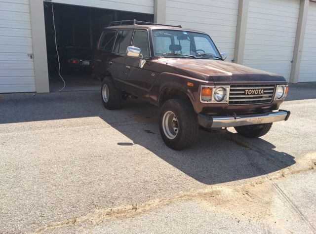 '83 landcruiser bj60, 3b diesel, 5spd, always carries you through, w/ efficiency