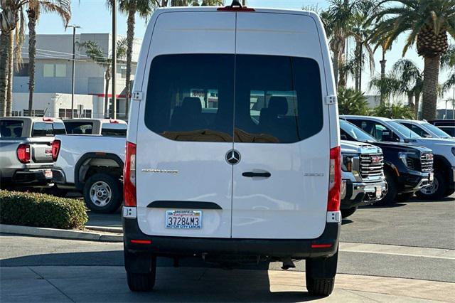 2023 mercedes-benz sprinter 2500 standard roof