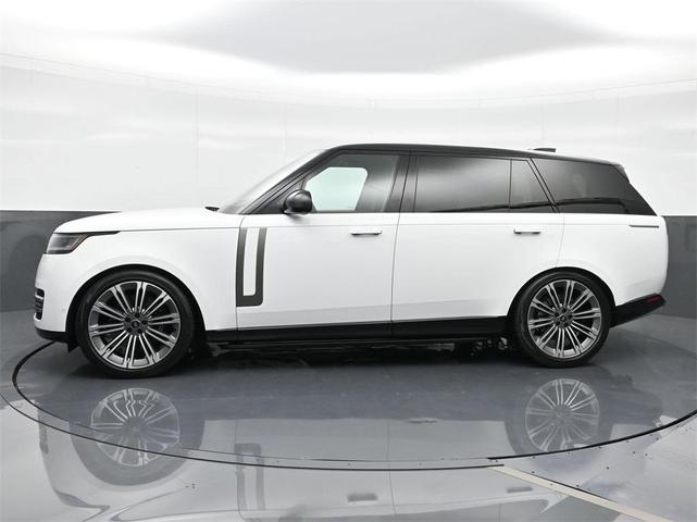 2023 land rover range rover p530 se