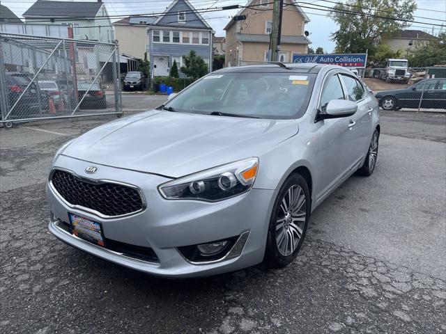 2016 kia cadenza premium 4dr sedan