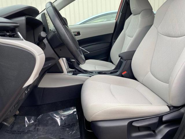 2022 toyota corolla cross le