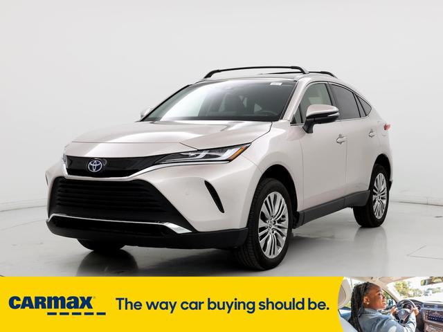 2022 toyota venza xle