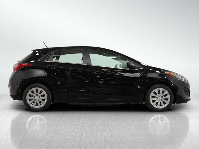 2017 hyundai elantra gt base