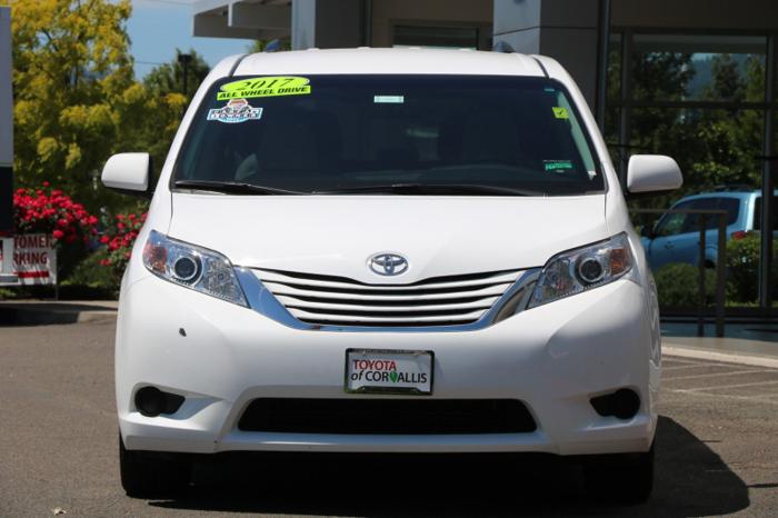 used 2017 toyota sienna le corvallis, or 97330 for sale in adair village, oregon