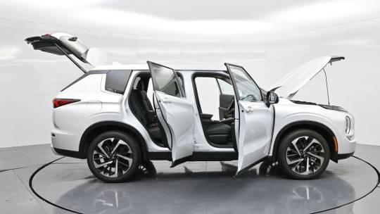 2024 Mitsubishi Outlander