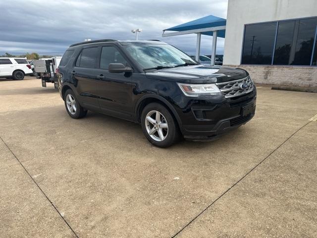 2018 ford explorer base